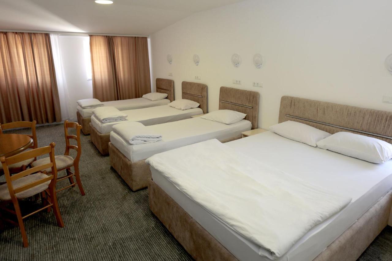 Bed and Breakfast Pansion Kipovi Tuzla Exteriér fotografie