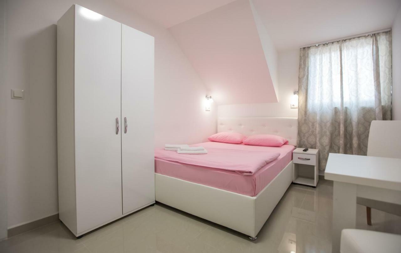 Bed and Breakfast Pansion Kipovi Tuzla Exteriér fotografie