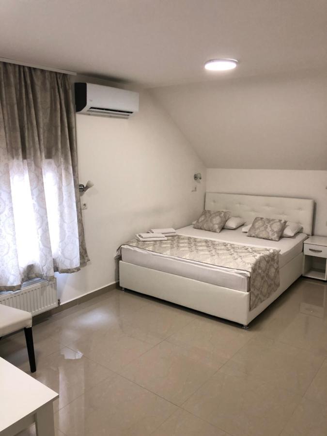 Bed and Breakfast Pansion Kipovi Tuzla Exteriér fotografie